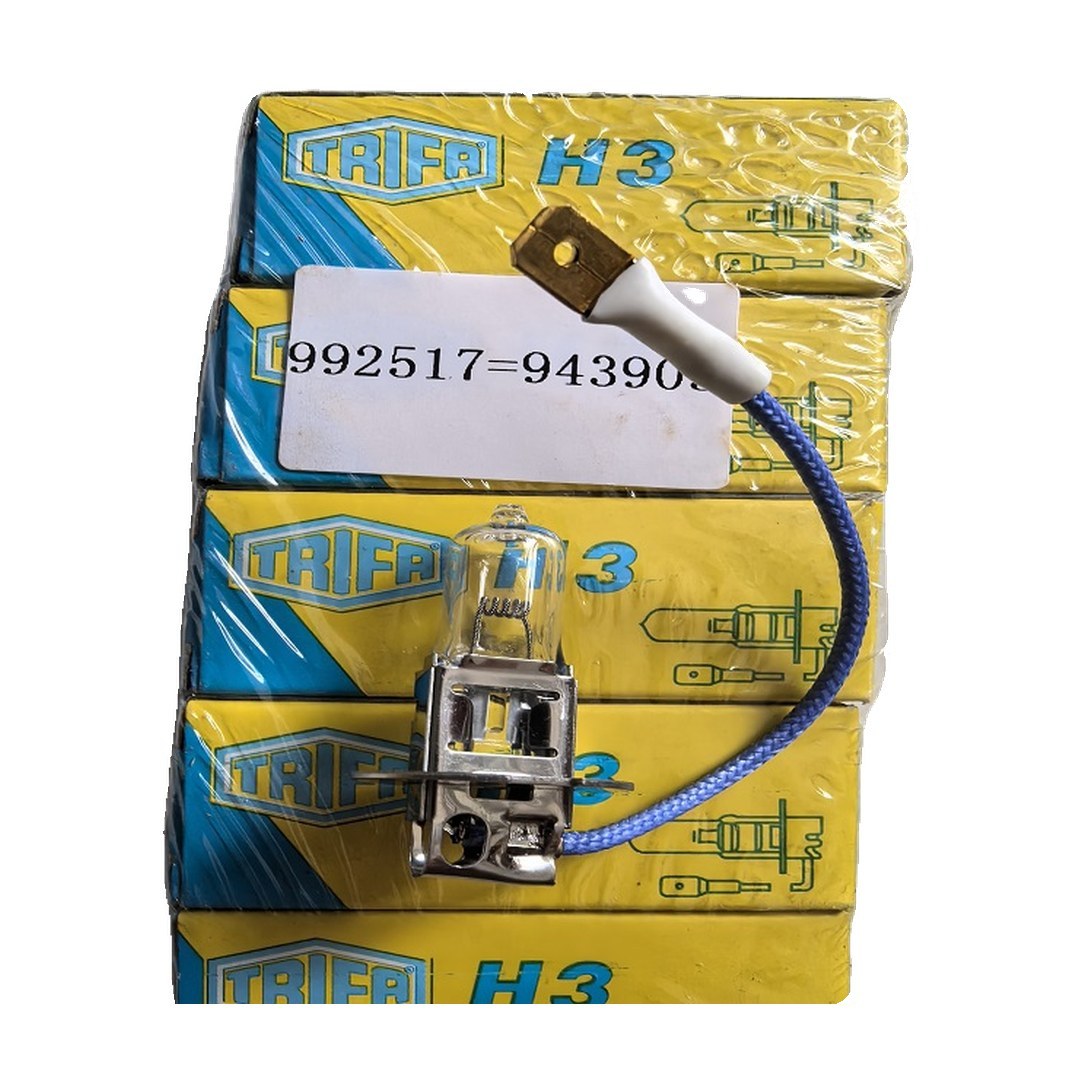Suitable for Volvo Truck Light Bulb 992517 943903 Construction Machinery Part