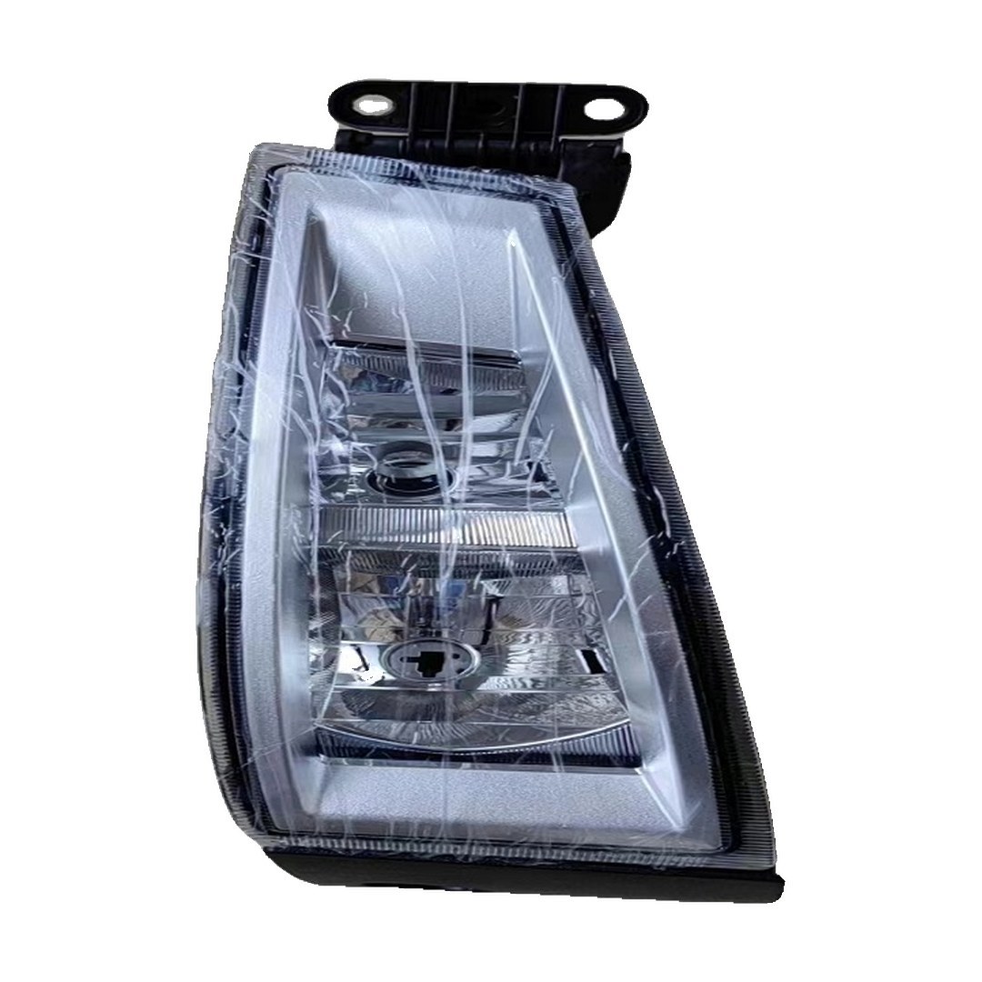 Truck Fog Light 84186279 Is Suitable for Volvo FM460 Headlight Assembly Truck Accessories Construction Machinery Parts