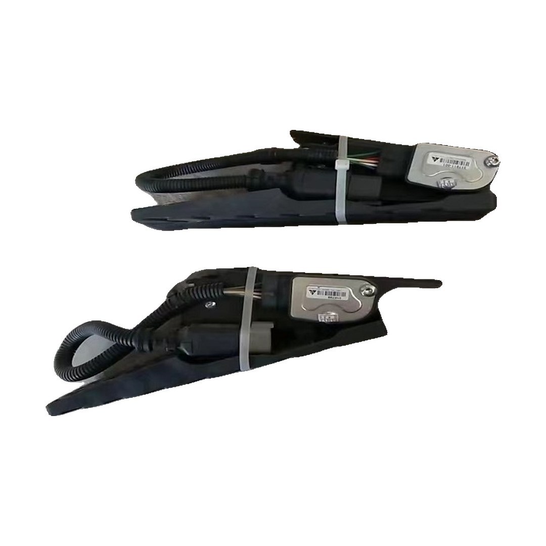 Loader Accelerator Pedal Assembly 17222635 Is Suitable for Volvo Loader L120F-150F-180F-220F-350 Accessories