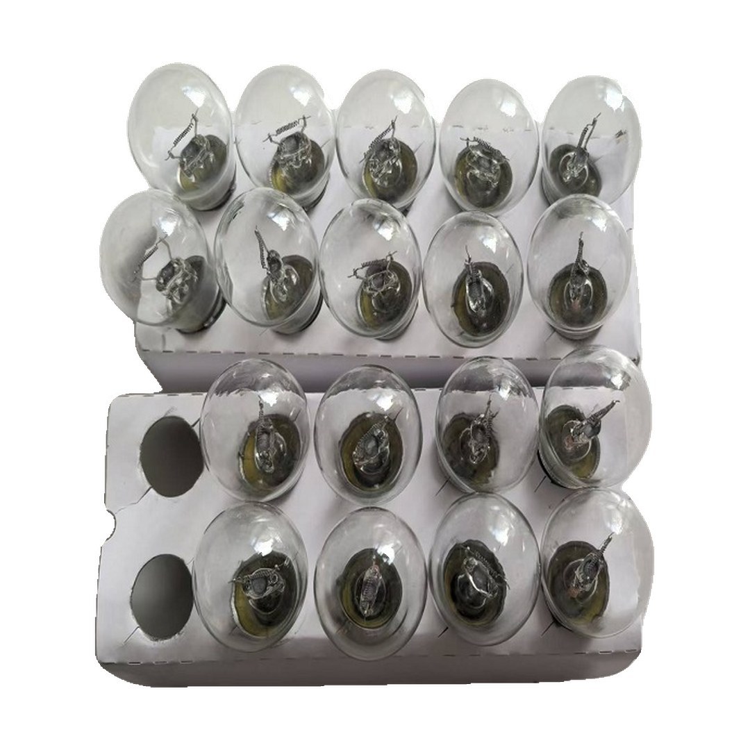 Suitable for Volvo Articulated Truck Light Bulb 967708 Construction Machinery Part
